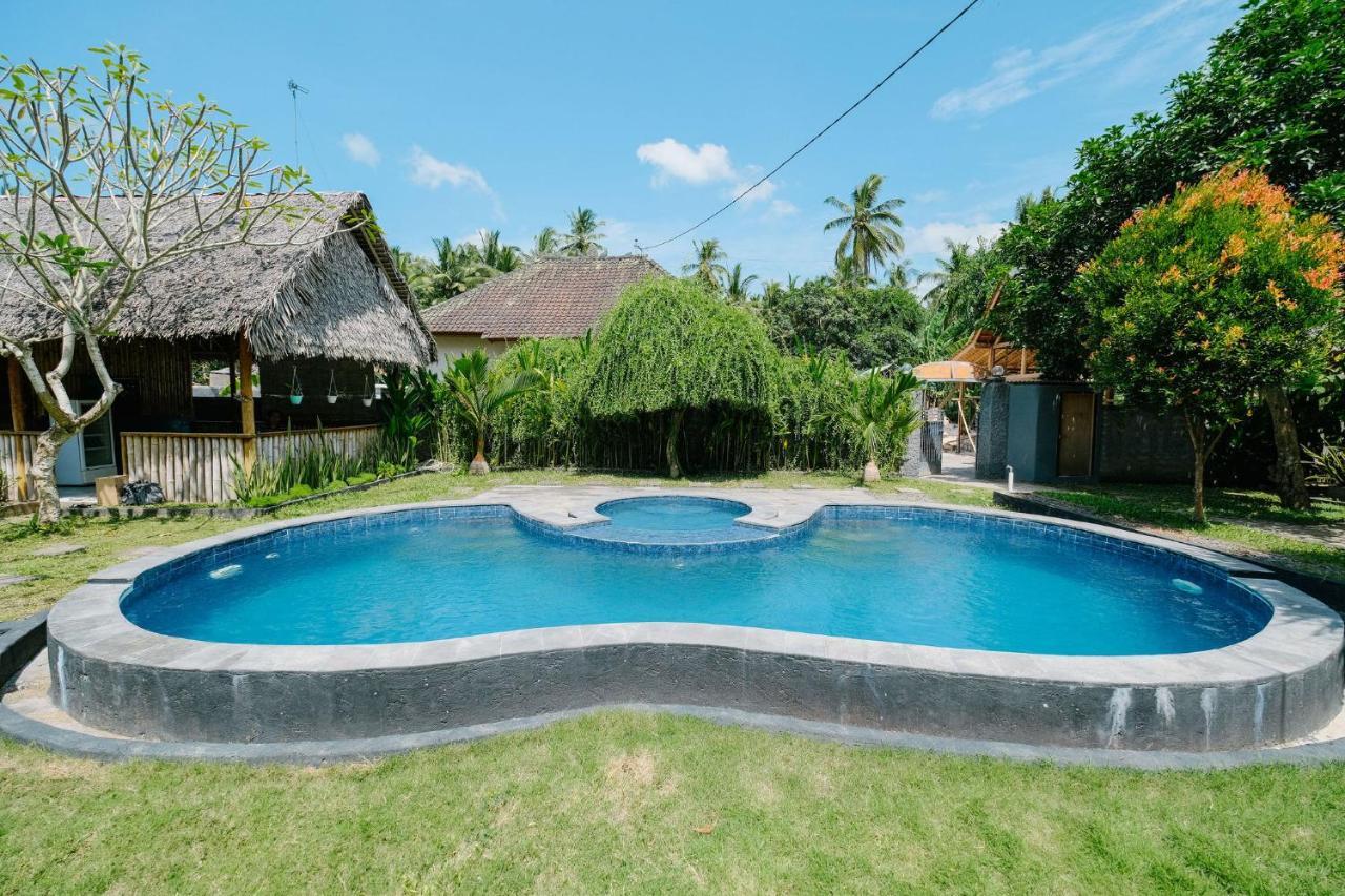 Adi Bungalow Nusa Penida Redpartner Toyapakeh Екстер'єр фото